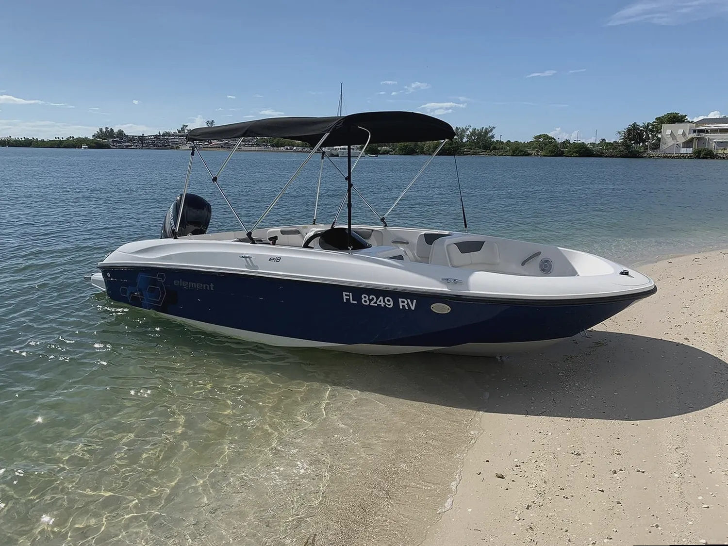 Barco disponible para alquiler en San José, Andalucía